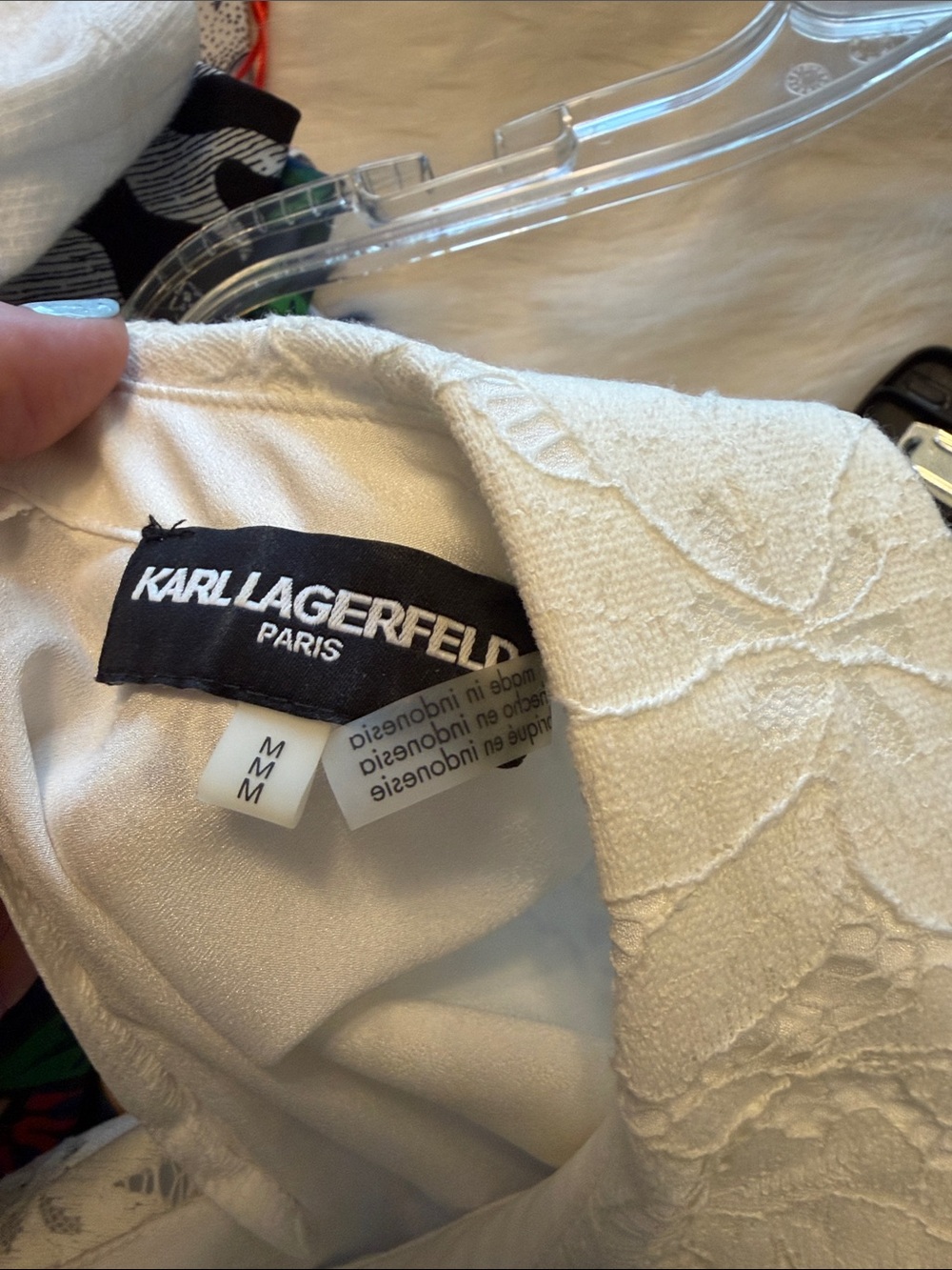 Karl Lagerfeld White Textured Lace Top with Navy Logo Tag - Picture 2 of 5